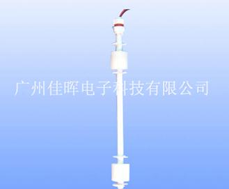 不銹鋼水(連桿浮球開關(guān))箱不要貯存熱水和其他液體